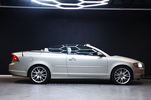 Volvo C70 7 of 27