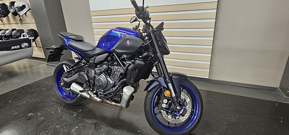 Yamaha MT-07 Y-AMT 2025 DPBMC (ICONE BLUE) 3 of 4