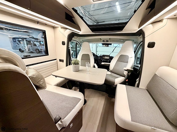 Adria Coral Supreme 670 SL 8 of 19