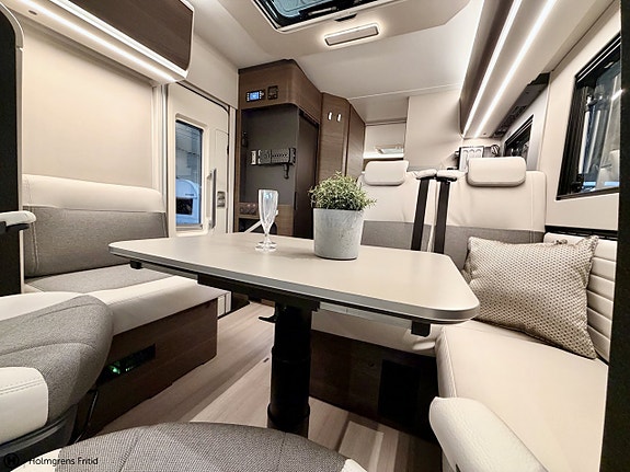 Adria Coral Supreme 670 SL 9 of 19