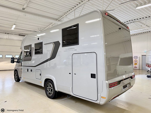 Adria Coral Supreme 670 SL 4 of 19