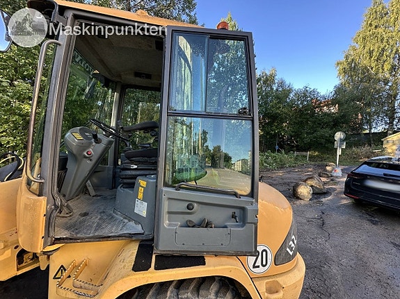 Volvo L32Z 10 of 27