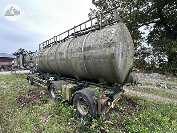 Gödseltank Laxo och släp rostfritt Interconsult 22 of 27