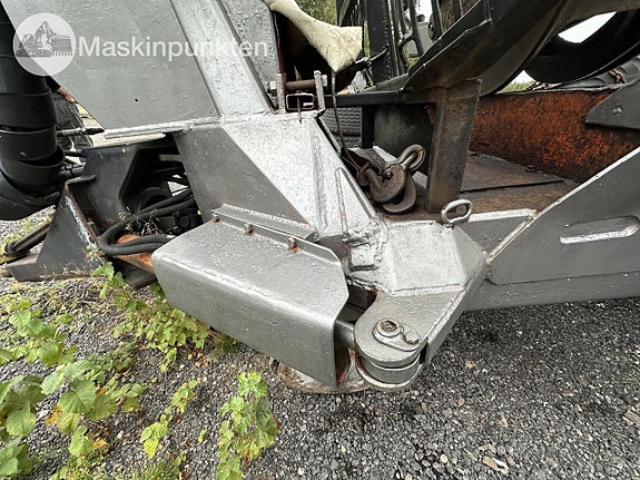 Skogsvagn med kran 16 of 27