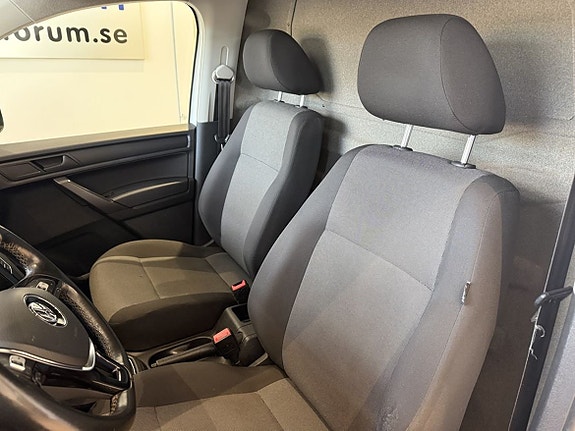 Volkswagen Caddy Maxi 9 of 15