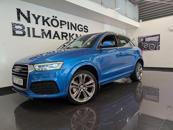 Audi Q3 2 of 20