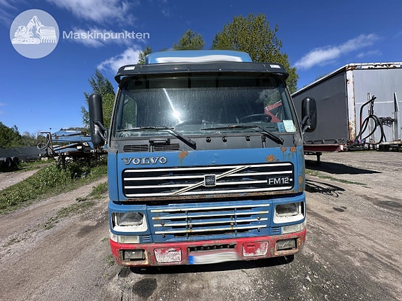 Volvo fm12 dragbil med hydraulik 2 of 27