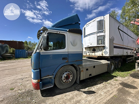 Volvo fm12 dragbil med hydraulik 9 of 27