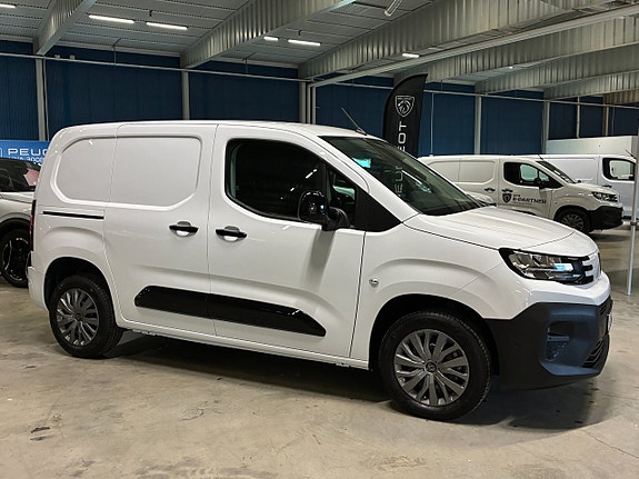 Peugeot Partner 2 of 18