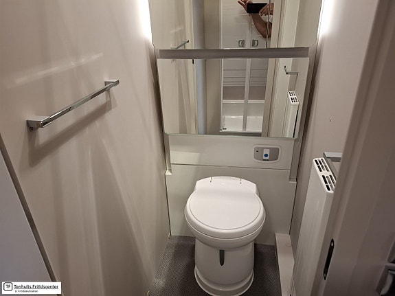 Adria ADORA 673 PK 14 of 17