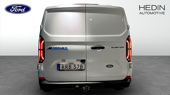 Ford E-Custom 7 of 9