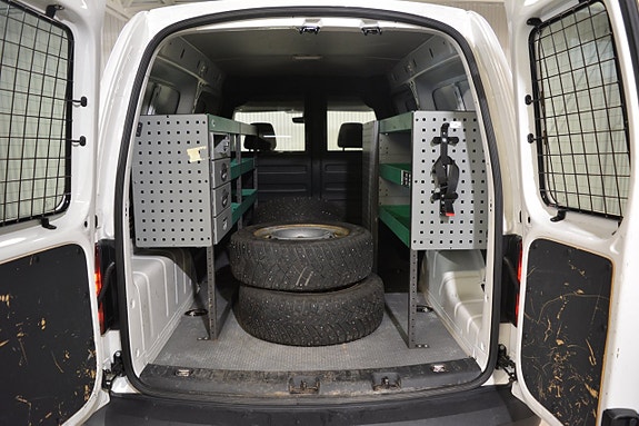 Volkswagen Caddy Maxi 4 of 9