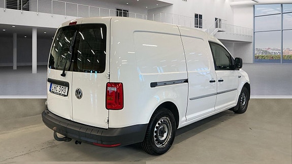 Volkswagen Caddy Maxi 4 of 8