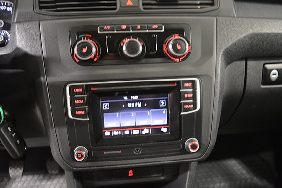Volkswagen Caddy Maxi 8 of 9