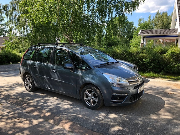 Citroen Grand C4 Picasso 2 of 2