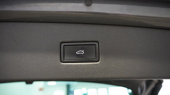 Volkswagen Tiguan 25 of 27