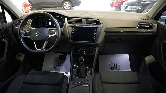 Volkswagen Tiguan 13 of 27