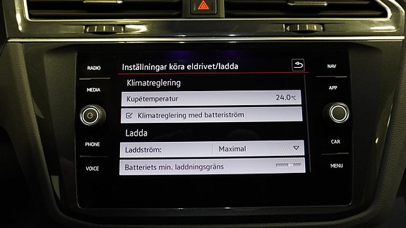 Volkswagen Tiguan 19 of 27