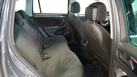 Volkswagen Tiguan 12 of 27