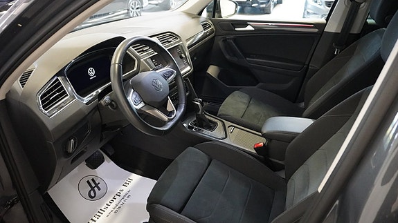 Volkswagen Tiguan 10 of 27