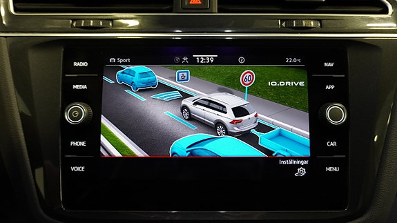 Volkswagen Tiguan 16 of 27