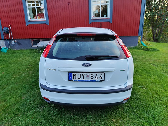 Ford Focus 5 of 7