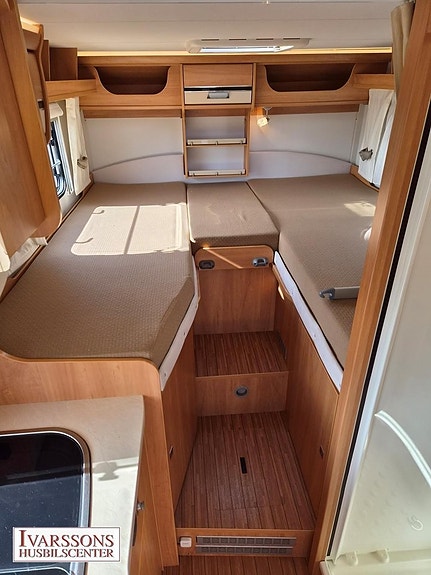 Dethleffs Globebus I4 / Enkelsängar / Taksäng / Endast 2.15m bred 13 of 20