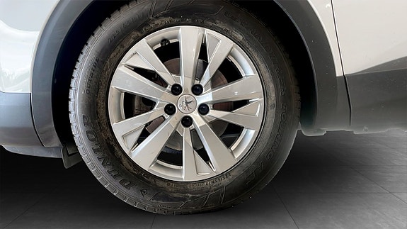 Peugeot 3008 9 of 18