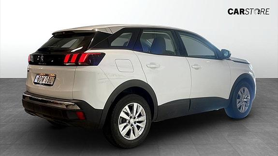 Peugeot 3008 2 of 18