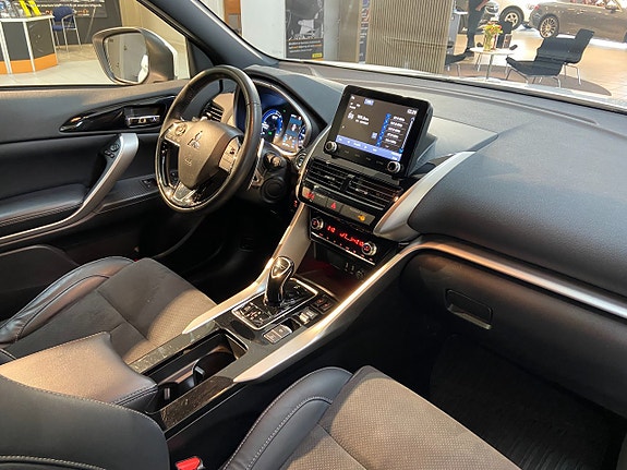 Mitsubishi Eclipse Cross 8 of 14