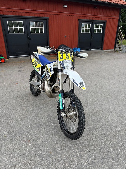 Husqvarna TE 250 2015 2 of 4