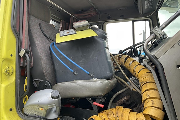 VOLVO FL618 21 of 27