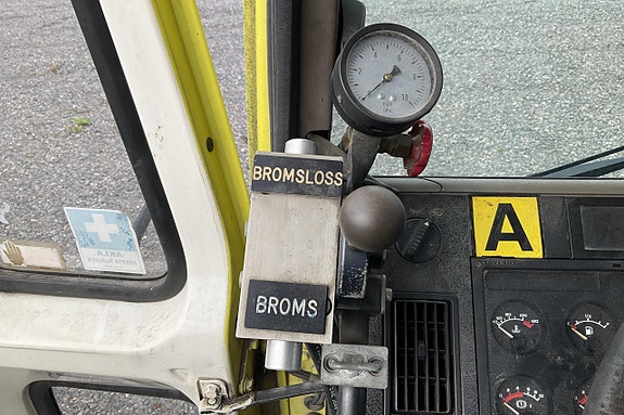 VOLVO FL618 11 of 27