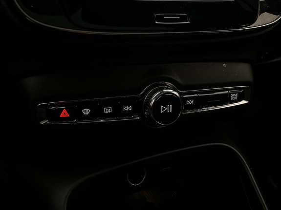 Volvo XC40 28 of 30
