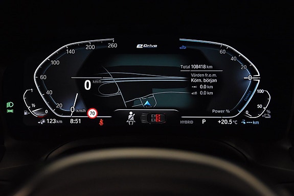 BMW 330e 19 of 27