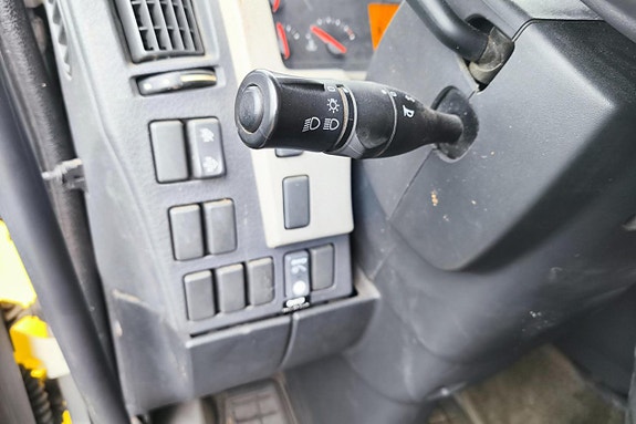 VOLVO FL280 14 of 27