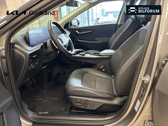 Kia EV6 8 of 18