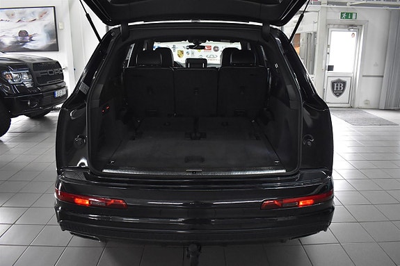 Audi Q7 20 of 27