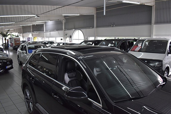 Audi Q7 25 of 27