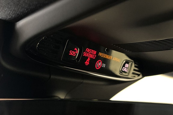 Volvo V60 22 of 23