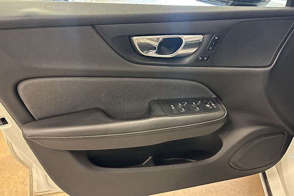 Volvo V60 12 of 23