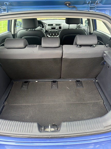 Kia Rio 15 of 23