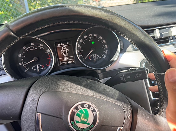 Skoda Superb 4 of 12