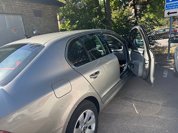 Skoda Superb 12 of 12