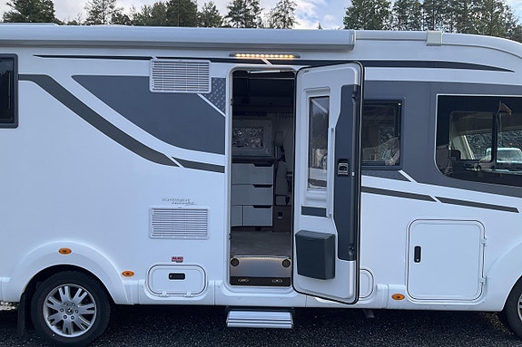 Mercedes-Benz rapido M96 9 of 27