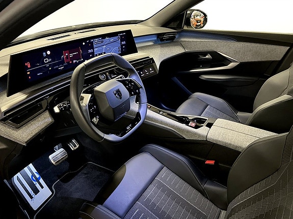 Peugeot 5008 5 of 15