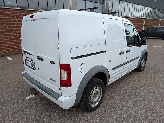 Ford Transit Connect 4 of 7