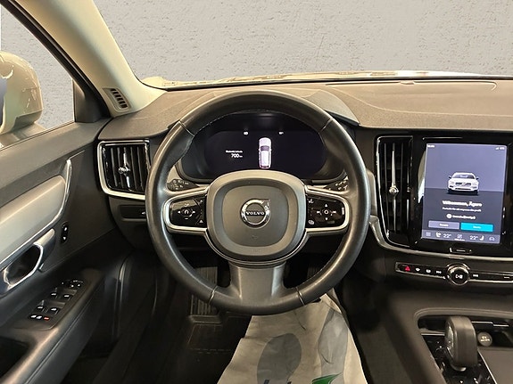 Volvo V90 Cross Country 5 of 9