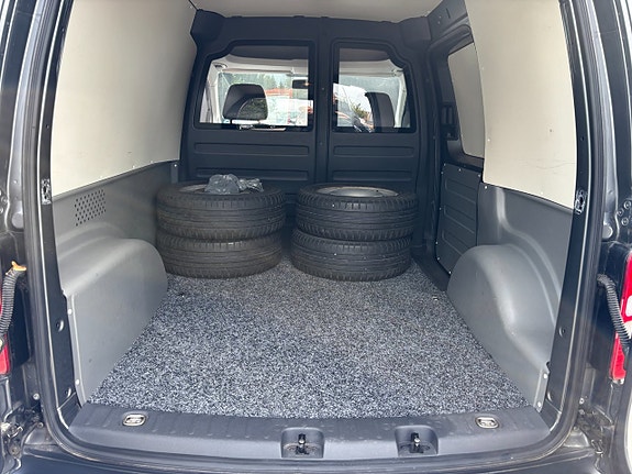 Volkswagen Caddy 13 of 15