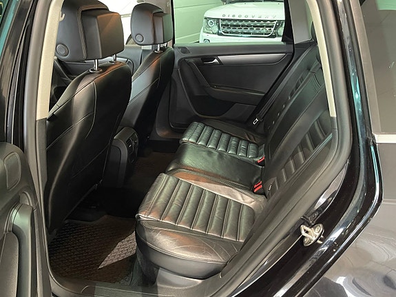 Volkswagen Passat 20 of 26